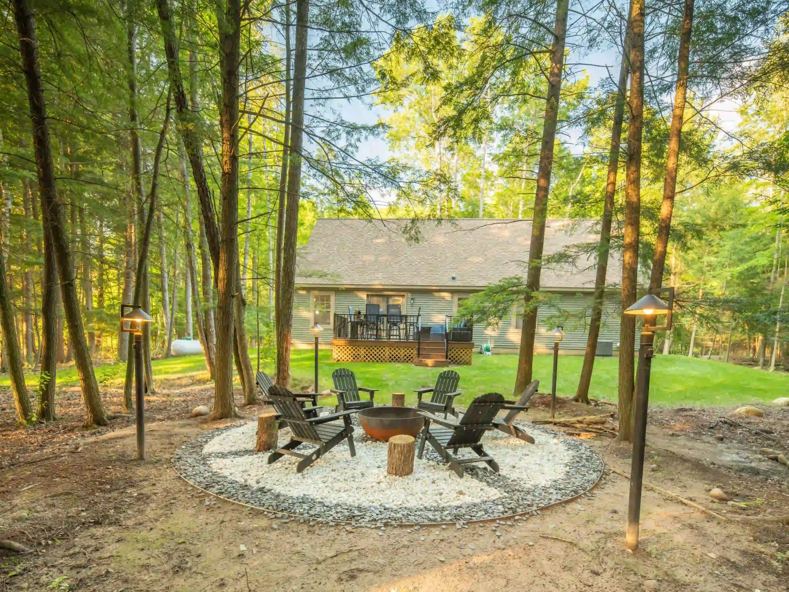 sander-scott_traverse-city-area_market-structure-buyer-behavior-in-northern-michigan_004_81c7d1cc_cap